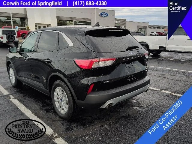 Used 2022 Black Metallic Ford SE image 9