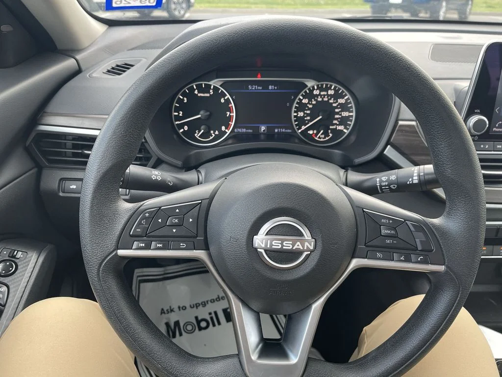 Used 2024 Gray Nissan 2.5 SV image 14