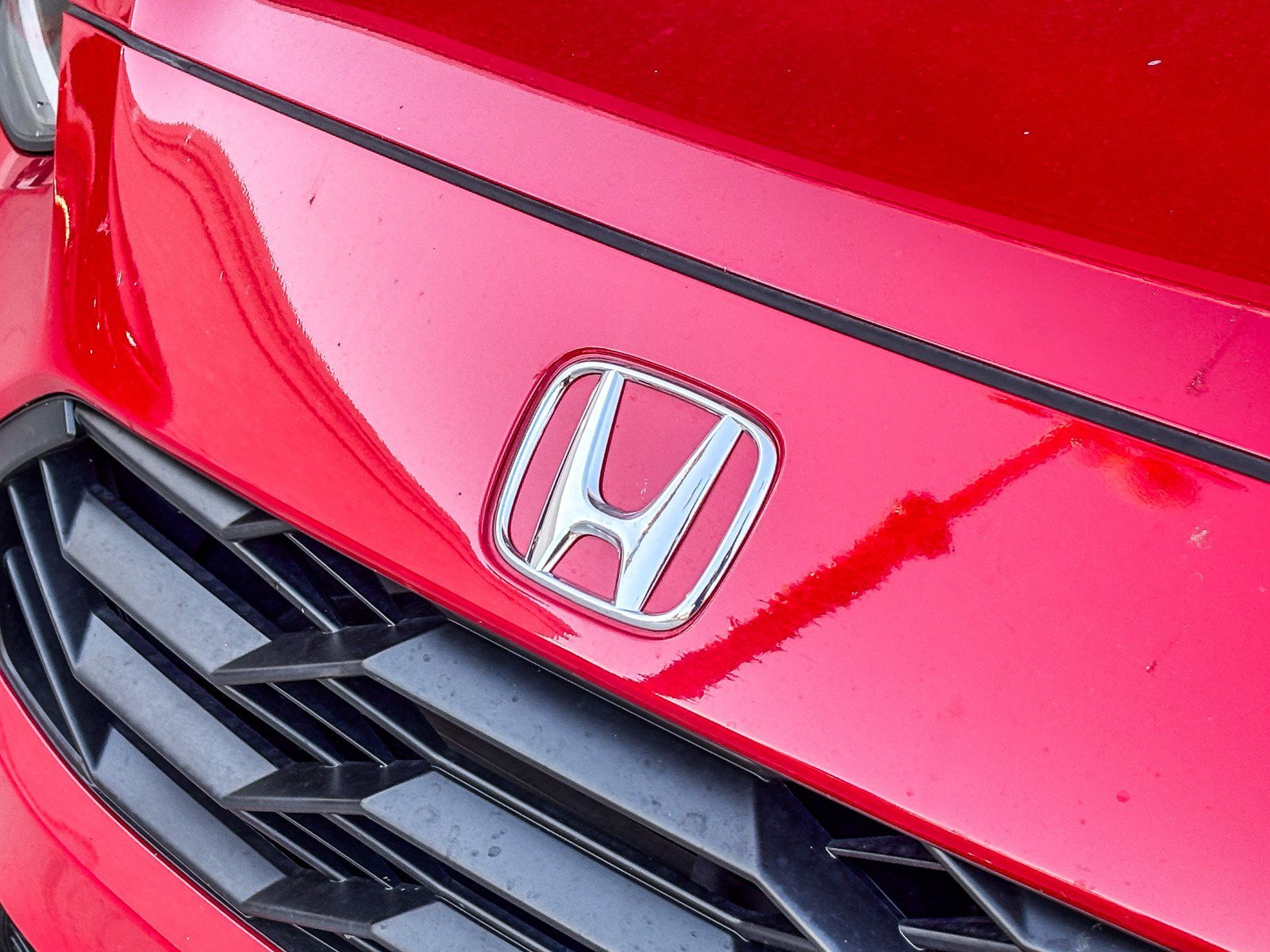 Used 2025 Milano Red Honda Sport image 9
