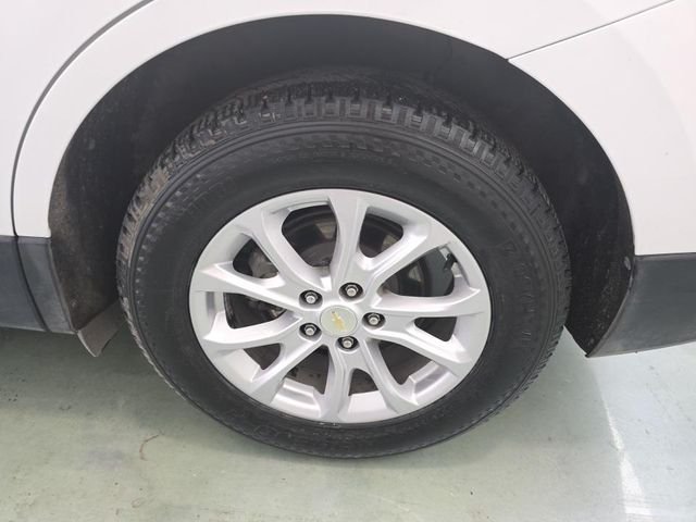 Used 2020 White Chevrolet LS image 5