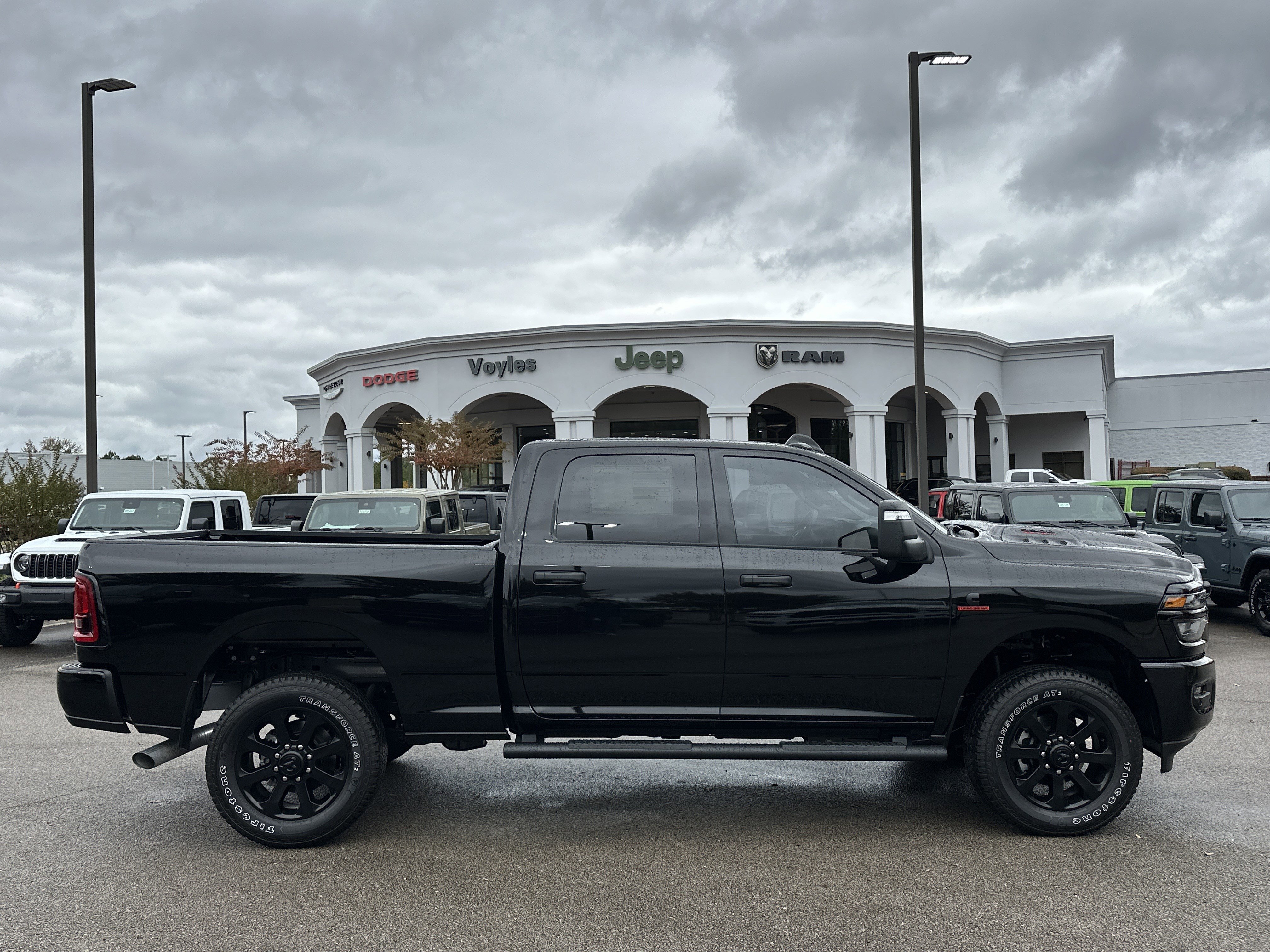 2026 RAM 2500 Tradesman/Black Express - Photo 8