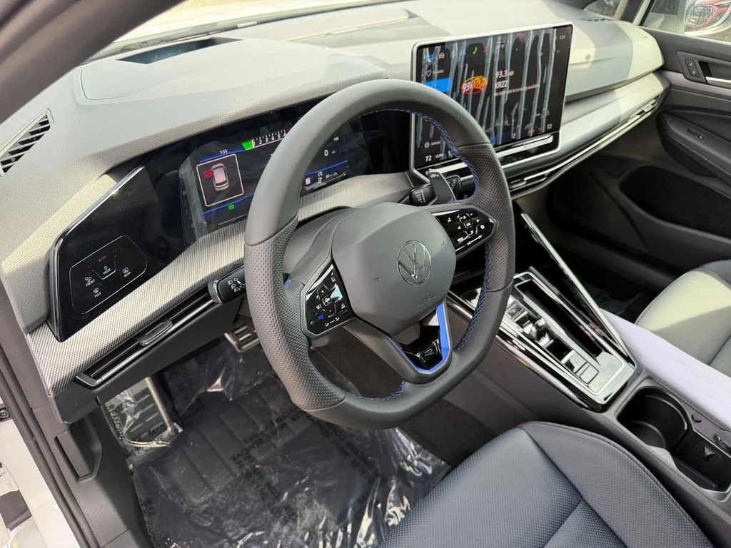 2026 Volkswagen Golf R R - Photo 13
