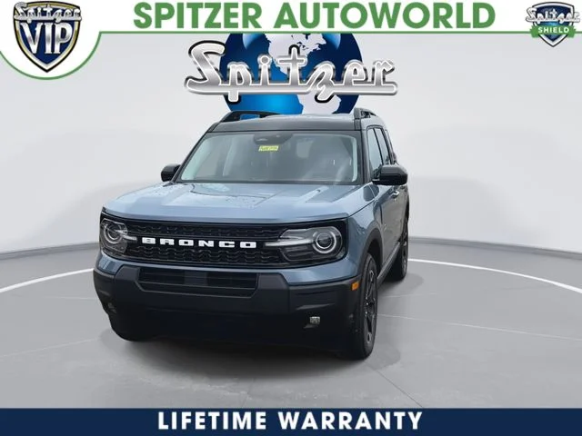 New 2026 Azure Gray Metallic Tri-Coat Ford Outer Banks® image 3