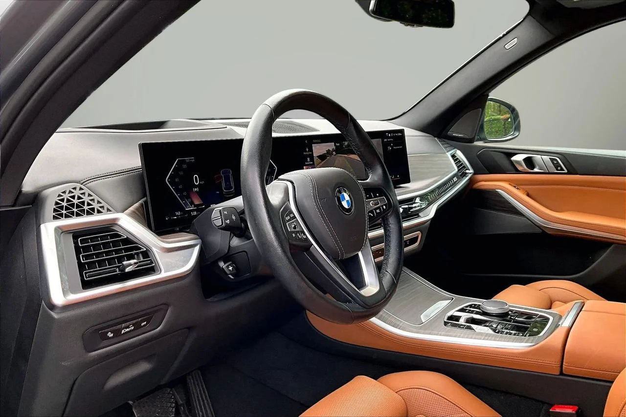 Certified Used 2024 Gray BMW xDrive40i image 19