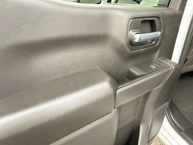 New 2026 Summit White Chevrolet Custom image 20