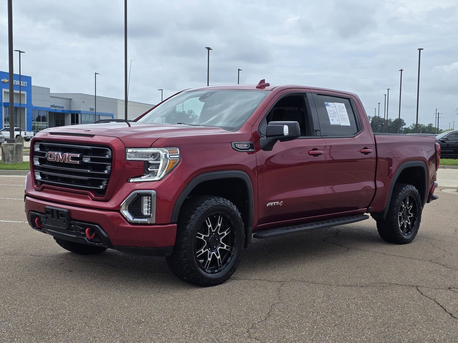 2022 GMC Sierra 4WD Crew Cab Short Box AT4's photo