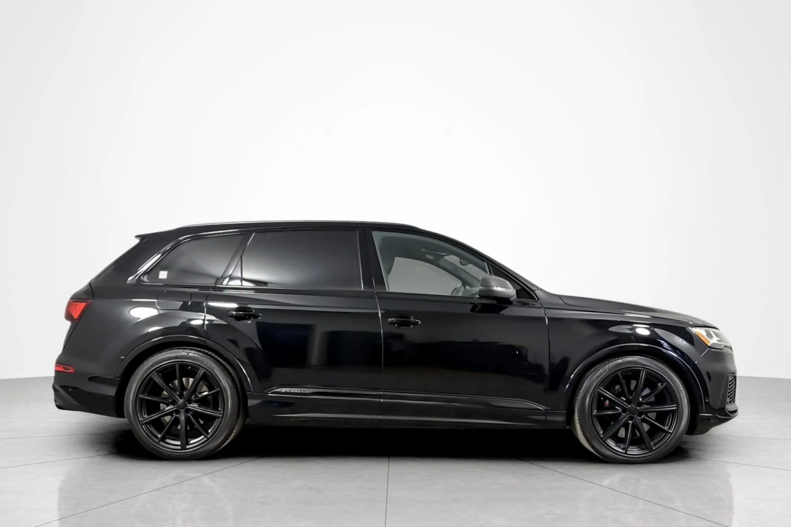 Used 2022 Mythos Black Metallic Audi Prestige 4.0 TFSI quattro image 6