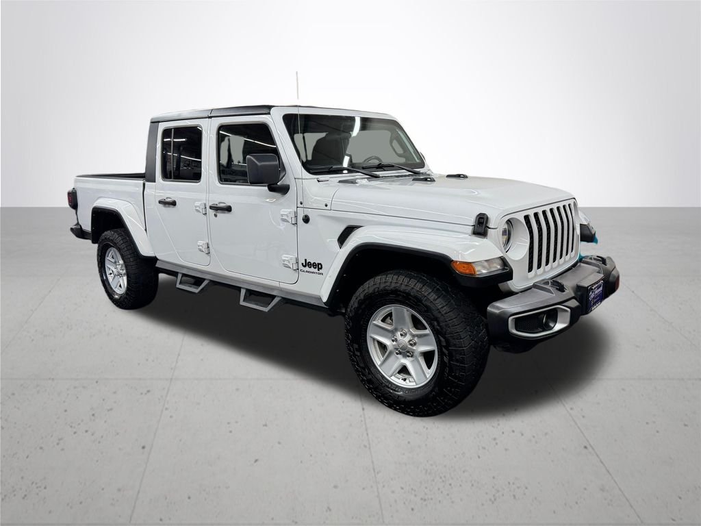 Used 2022 White Jeep Sport image 9