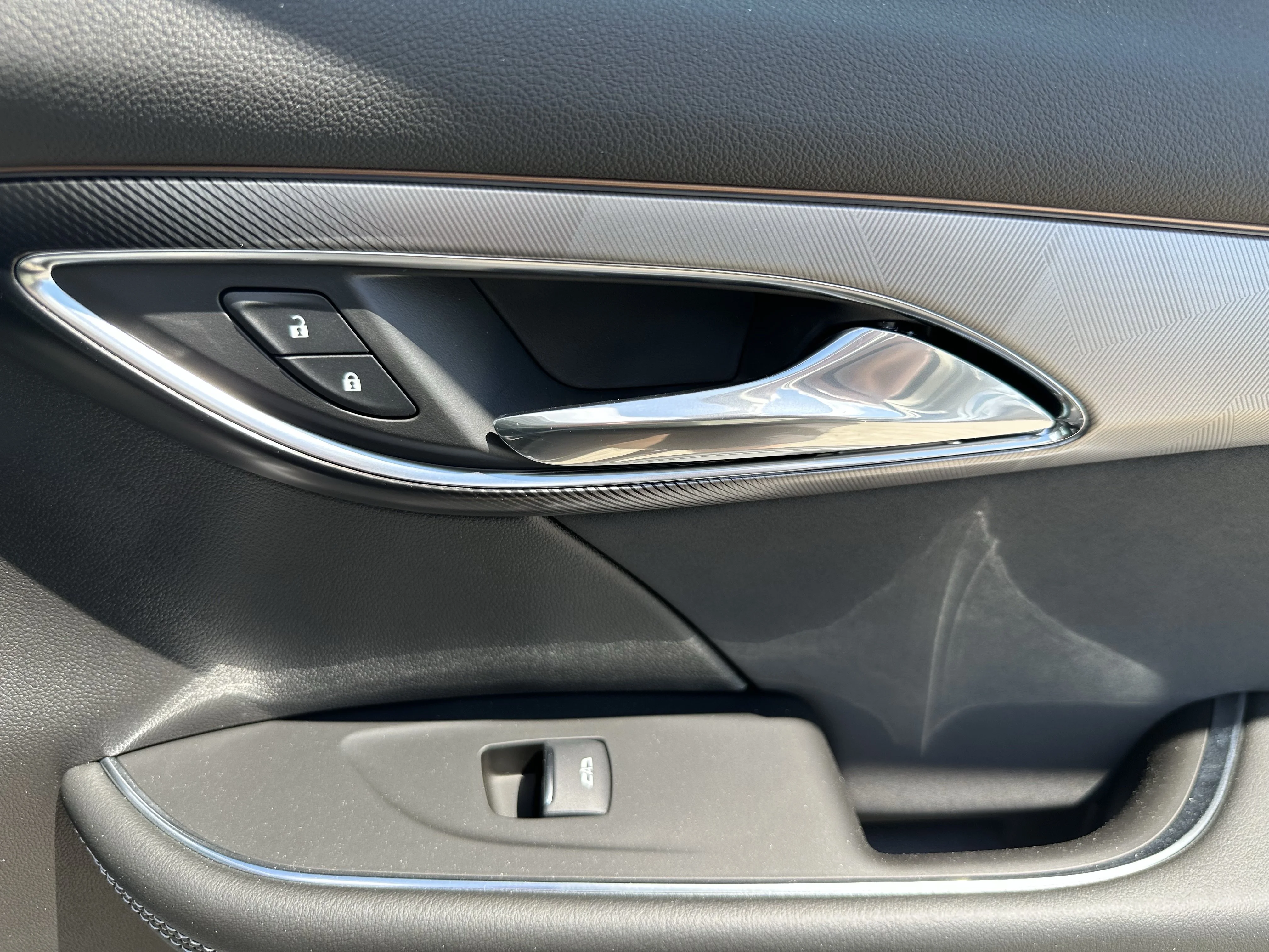 New 2026 Summit White Buick Sport Touring image 20