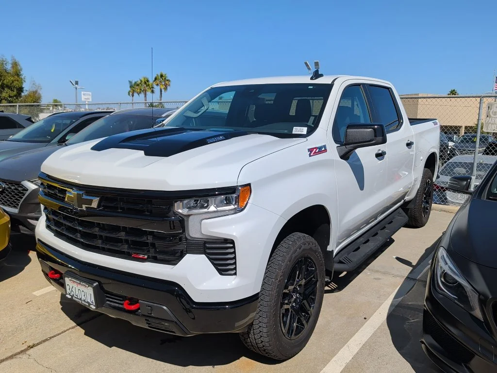 Used 2026 White Chevrolet LT Trail Boss image 2