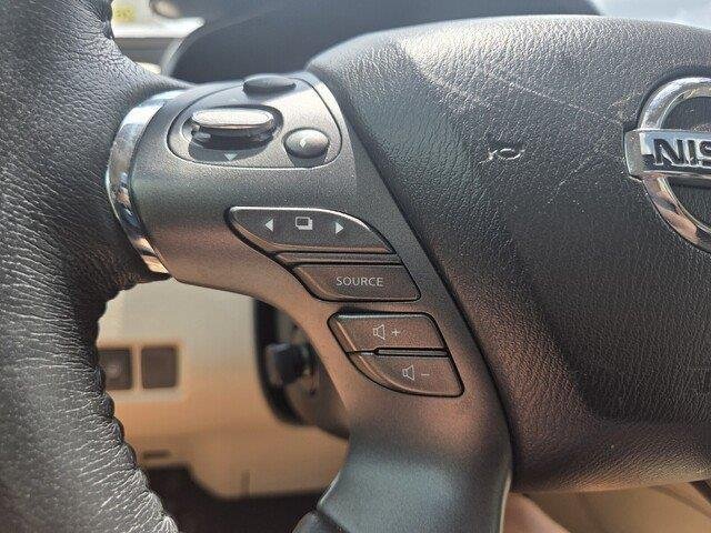 Used 2019 Pearl White Tricoat Nissan Platinum image 13