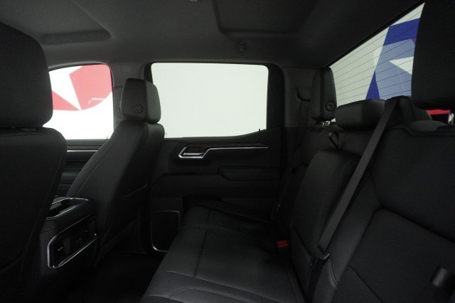 2026 GMC Sierra 1500 SLT - Photo 24