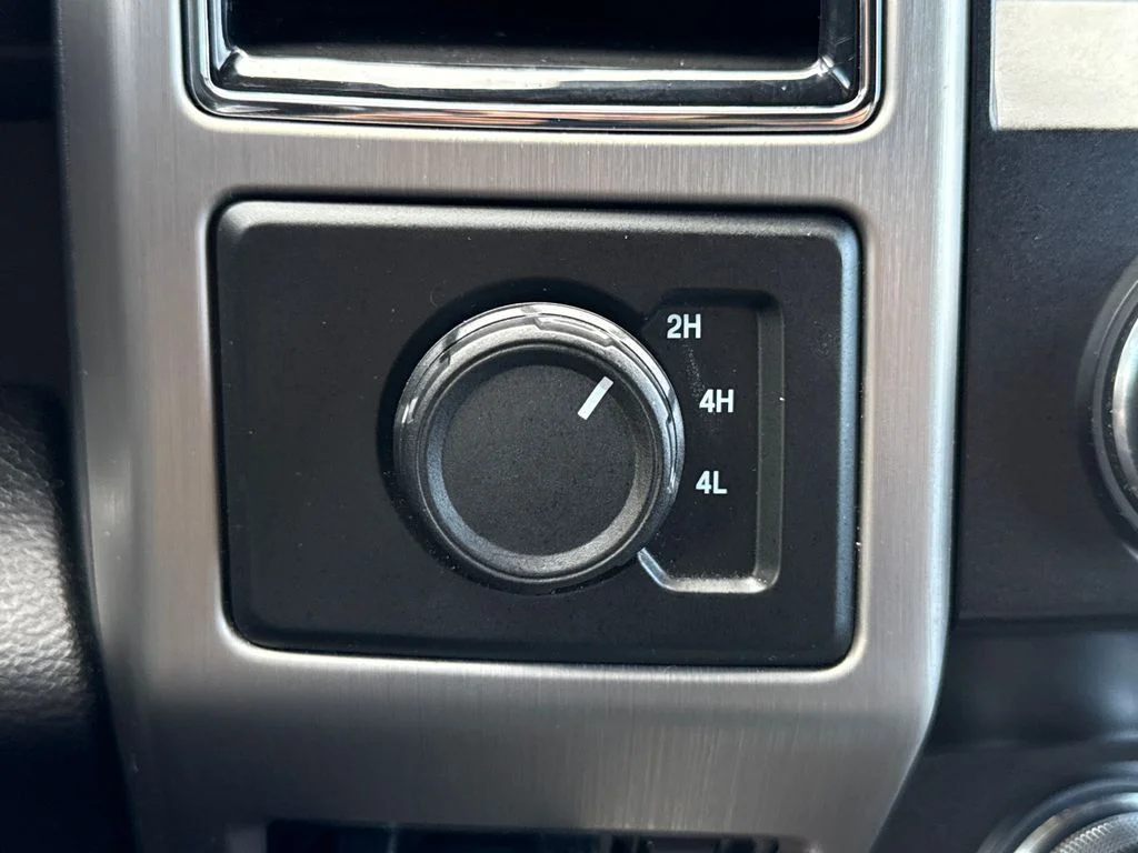 Used 2021 White Ford Platinum image 26