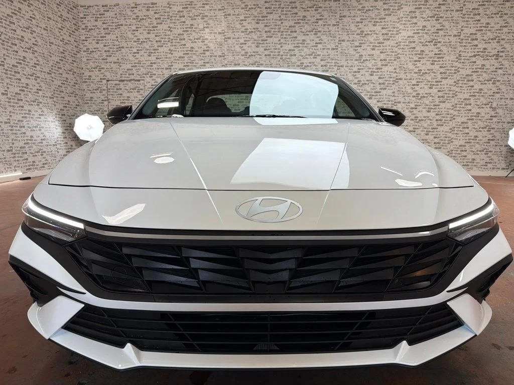 New 2026 Serenity White Hyundai SEL Sport image 2
