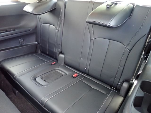 Certified Used 2024 Black INFINITI Sensory image 15