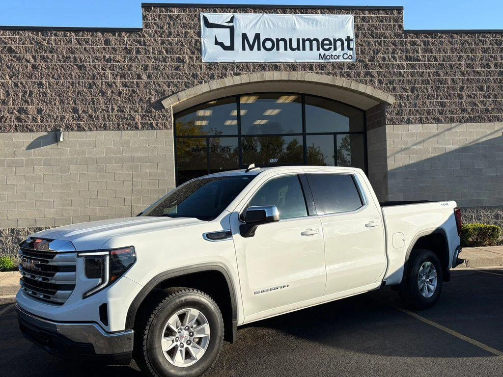 2023 GMC Sierra SLE 4WD Crew Cab Short Box's photo