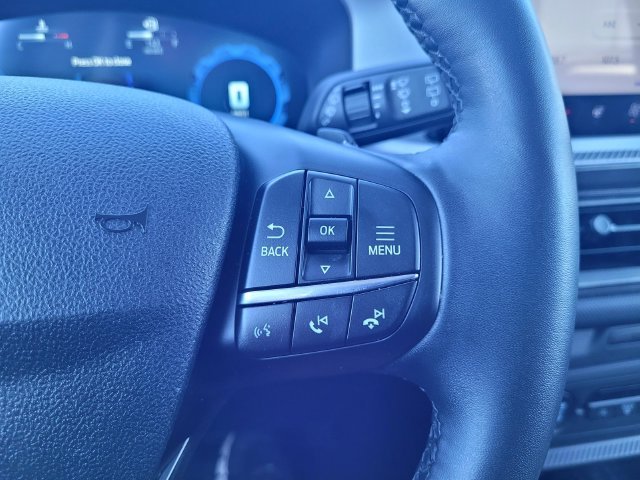 Used 2025 Gray Ford Badlands image 24