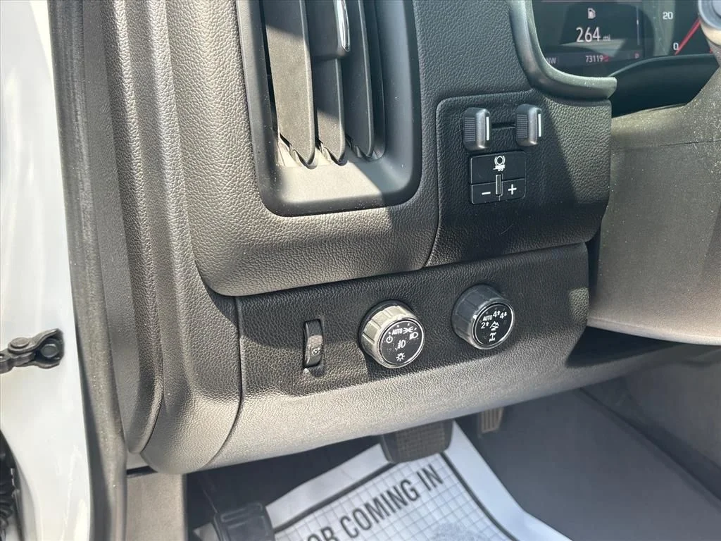 Used 2019 White Chevrolet ZR2 image 8
