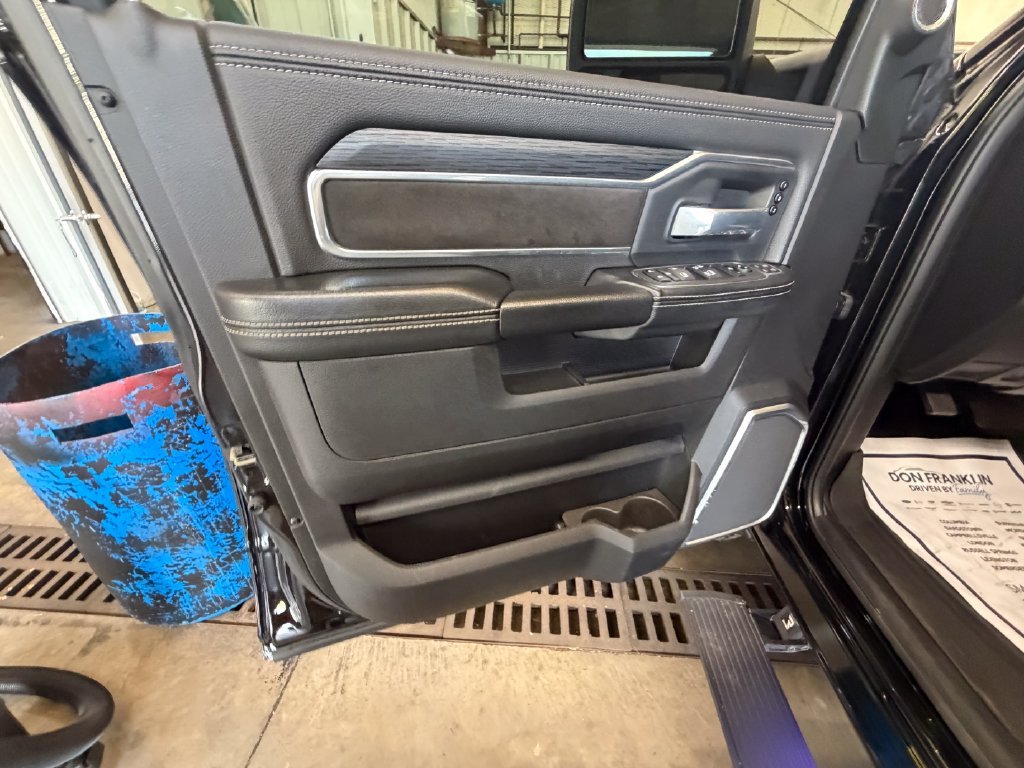 Used 2024 Black Ram Laramie image 10
