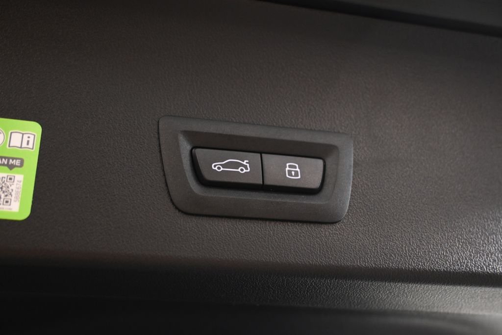 Used 2026 Dark Graphite BMW 30 xDrive image 38