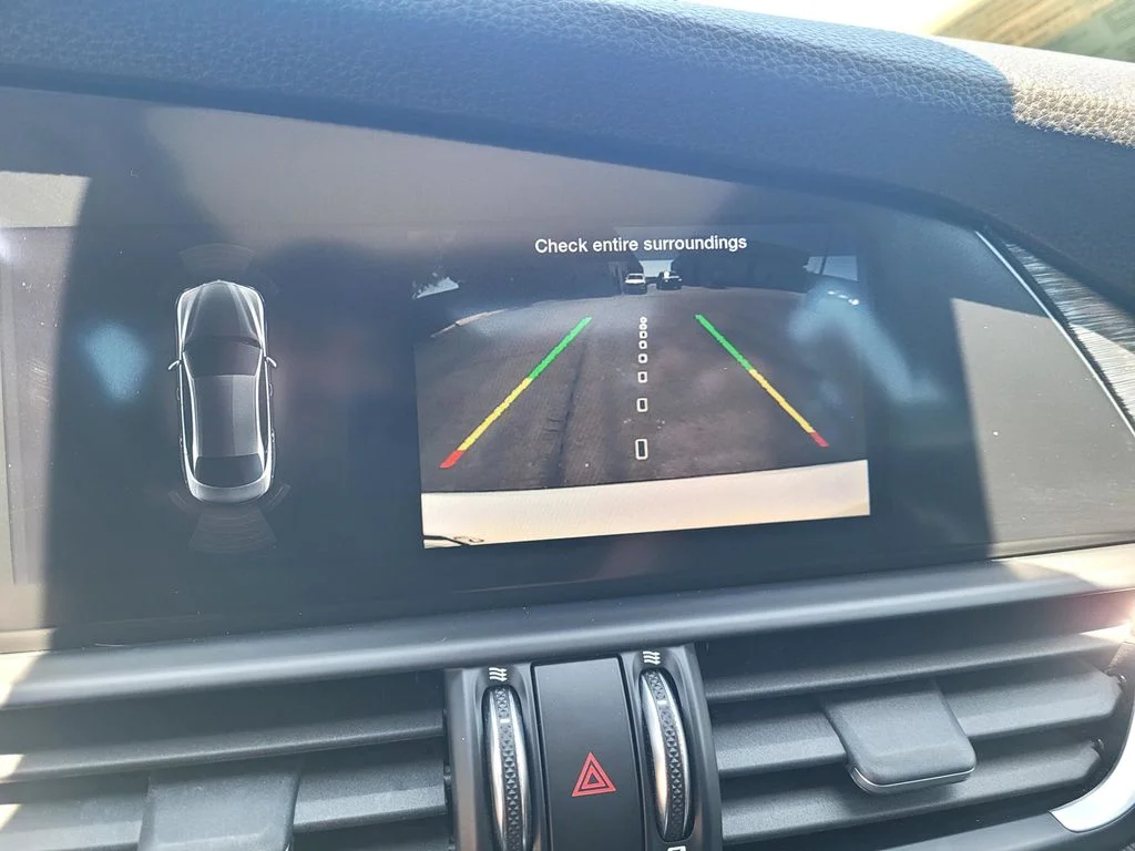 Used 2021 White Alfa Romeo  image 11