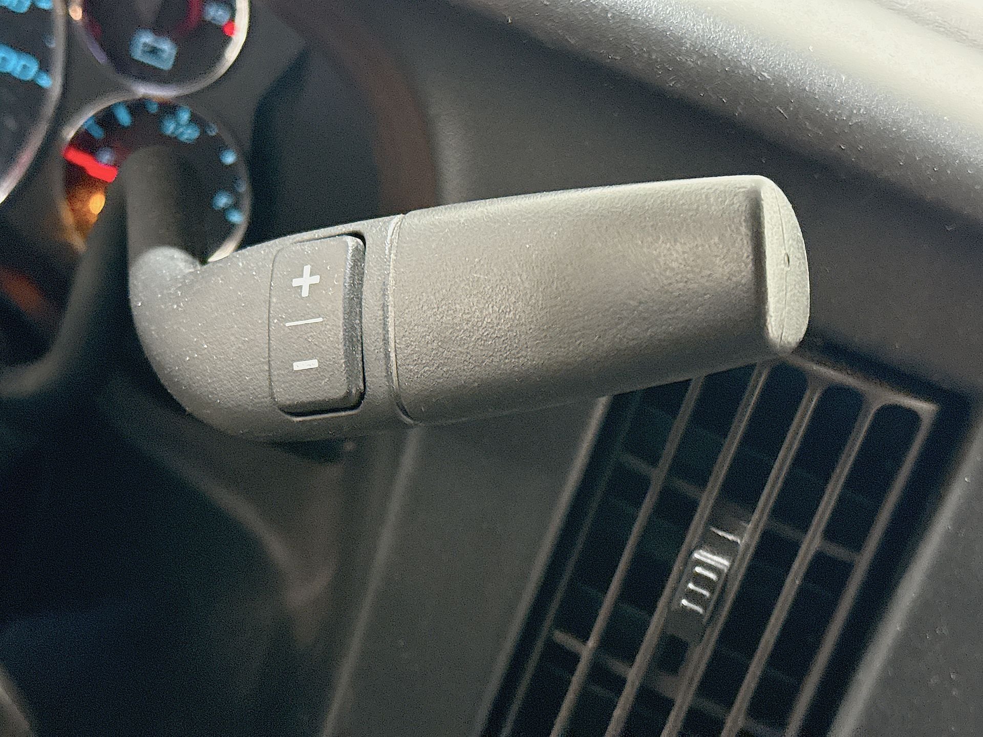Used 2022 Summit White Chevrolet WT image 15