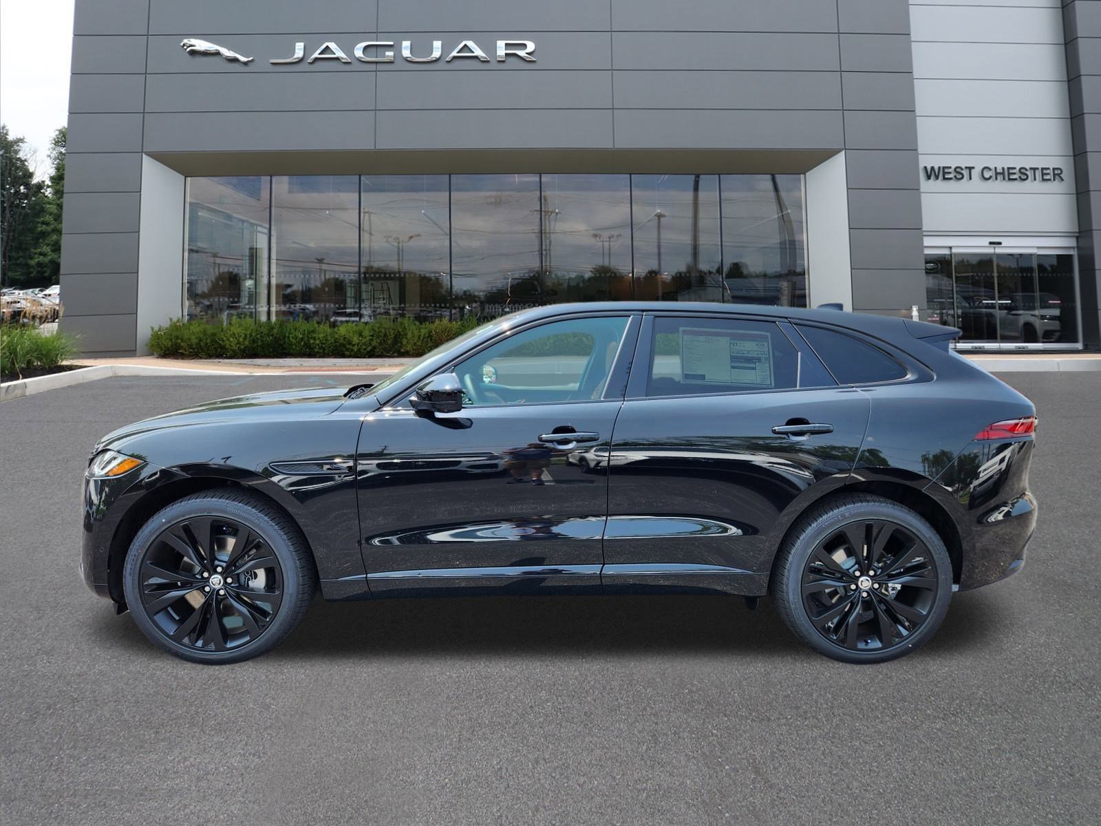 New 2026 Santorini Black Jaguar P400 R-Dynamic S image 3