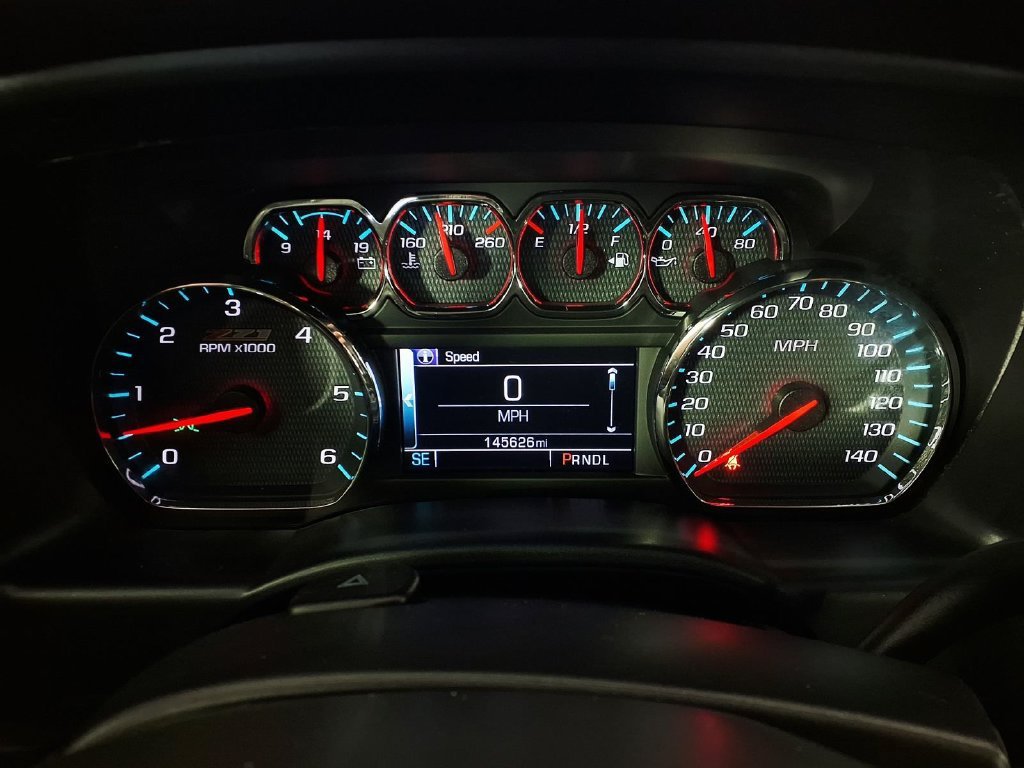 Used 2018 BLACK Chevrolet LT image 18
