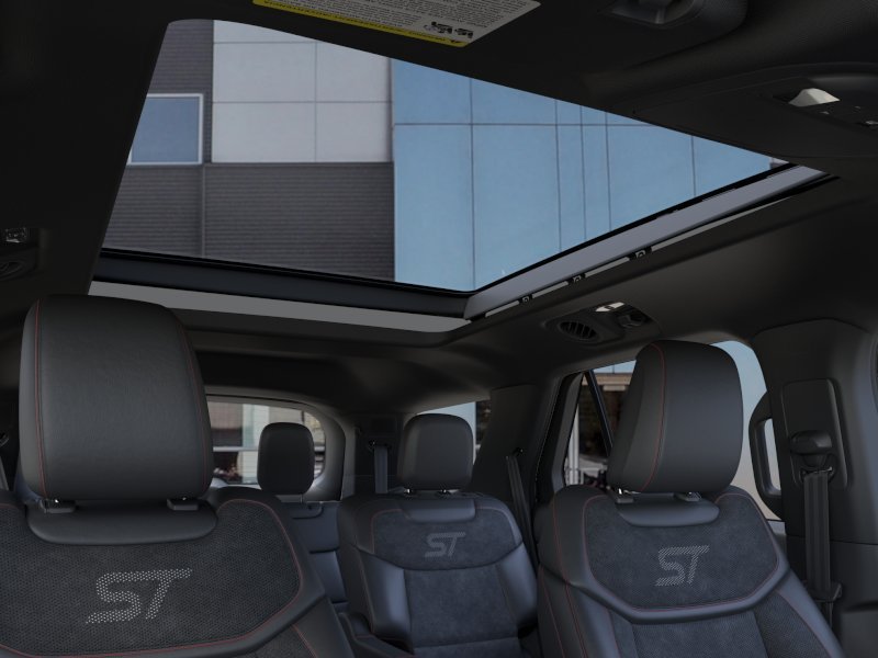 New 2026 Star White Metallic Tri-Coat Ford ST image 22