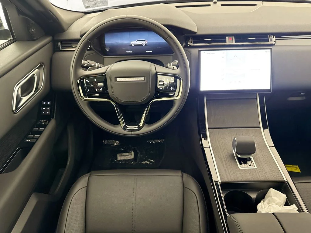 New 2026 Santorini Black Land Rover S image 23