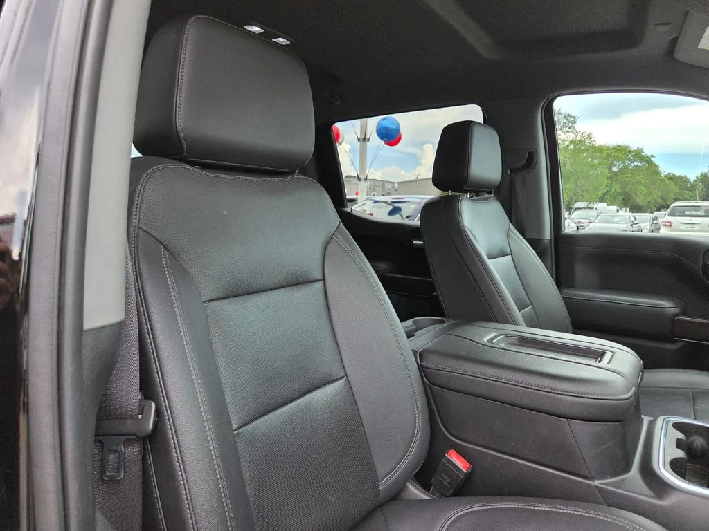 Used 2021 Black GMC SLT image 28