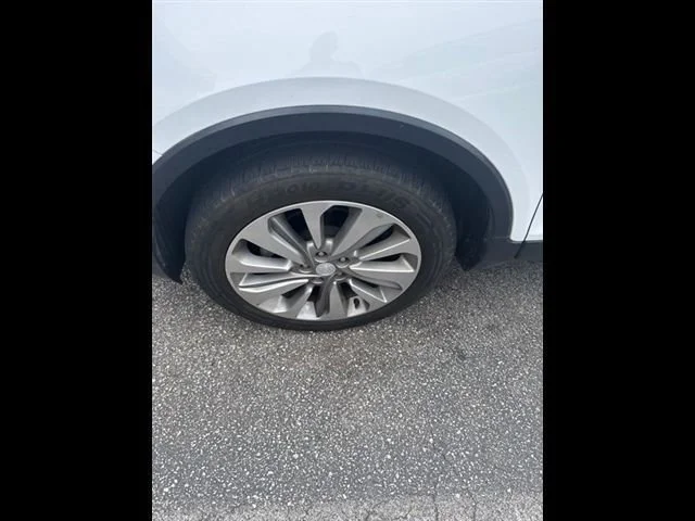 Used 2019 (Includes (CM5) Black Carbon Metallic lower exterior accent color, Paint code W700S.) Buick Preferred image 16