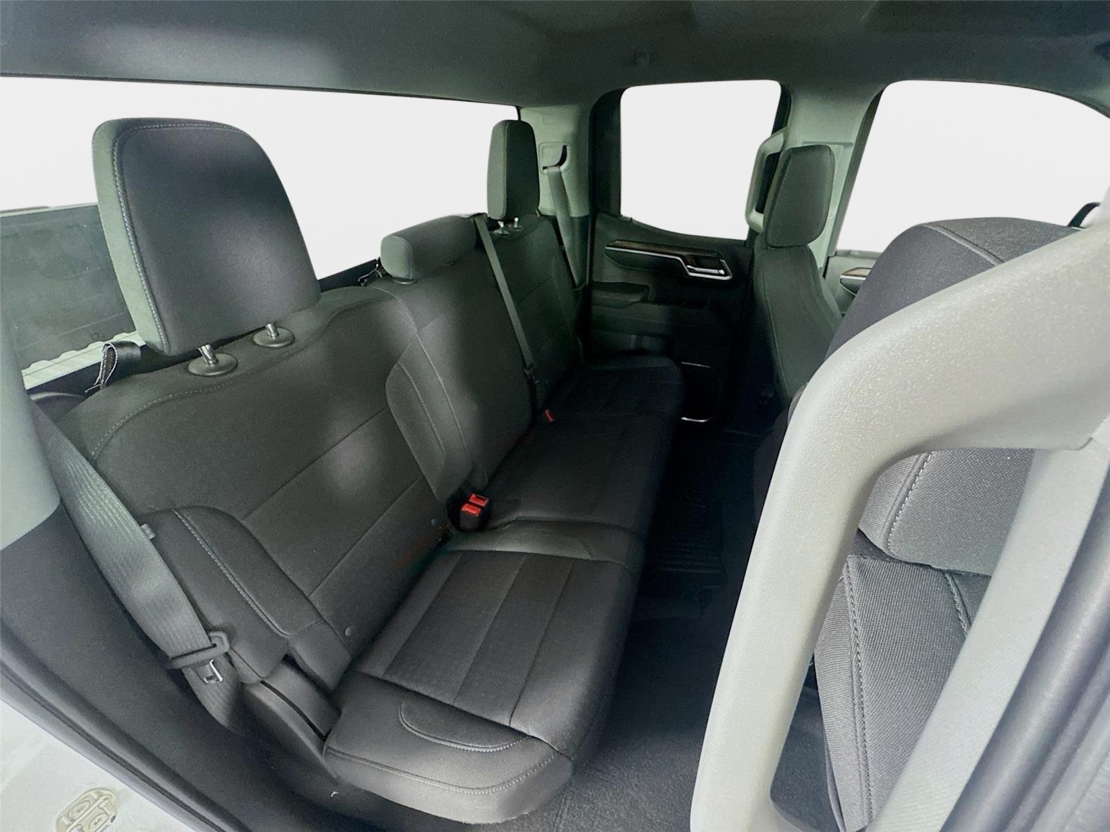 Used 2024 Summit White GMC Elevation image 26