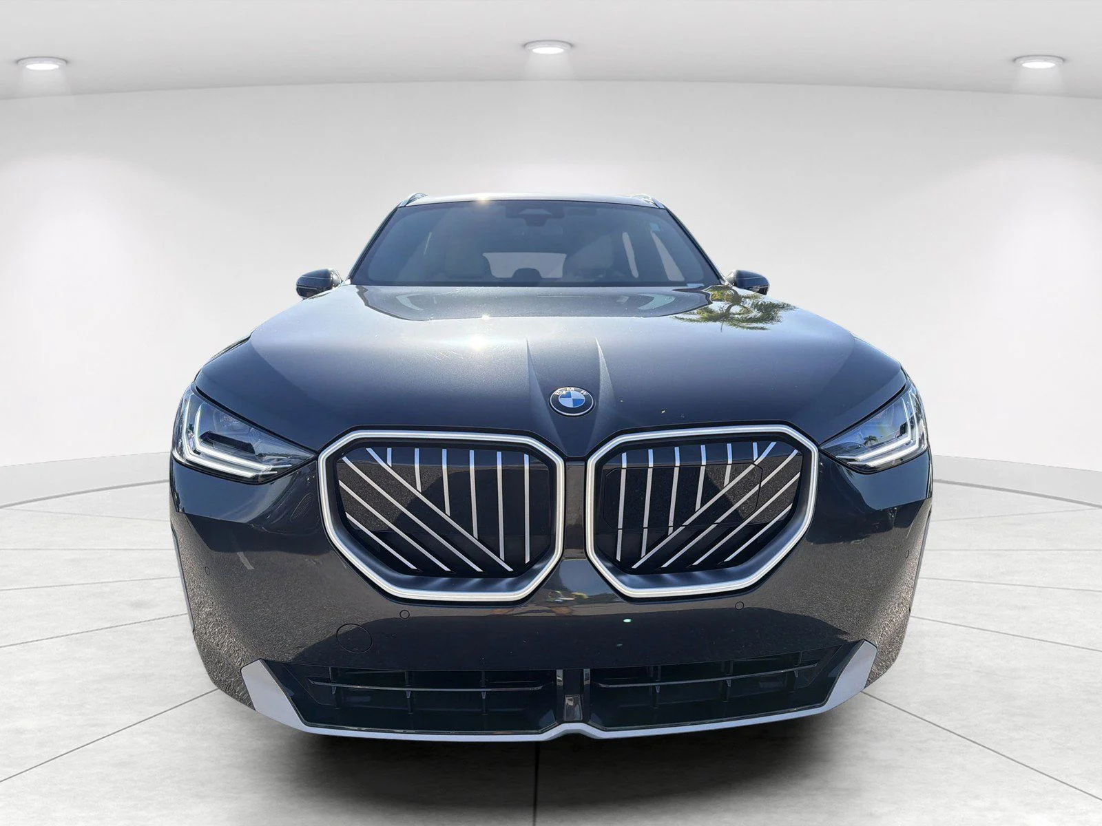 New 2026 Dark Graphite Metallic BMW 30 xDrive image 2