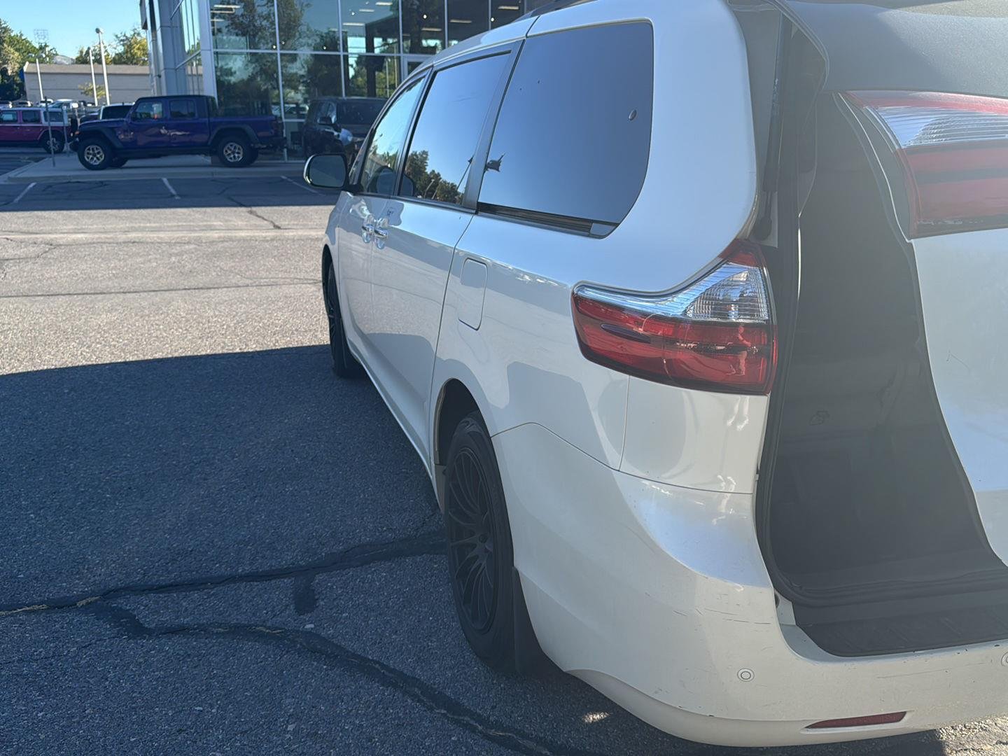 2017 Toyota Sienna XLE Premium - Photo 8