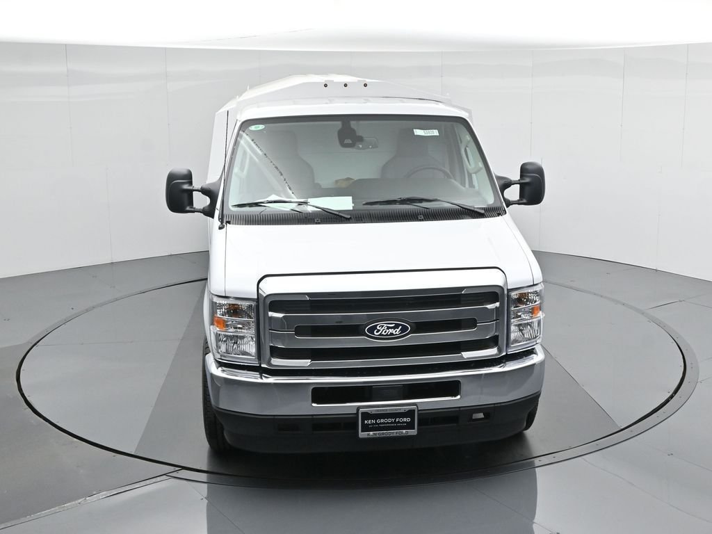 New 2026 Oxford White Ford Base image 71