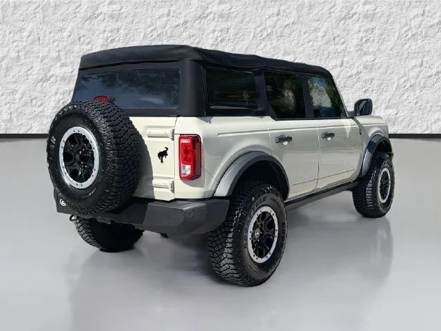 Used 2025 Beige Ford Big Bend image 3