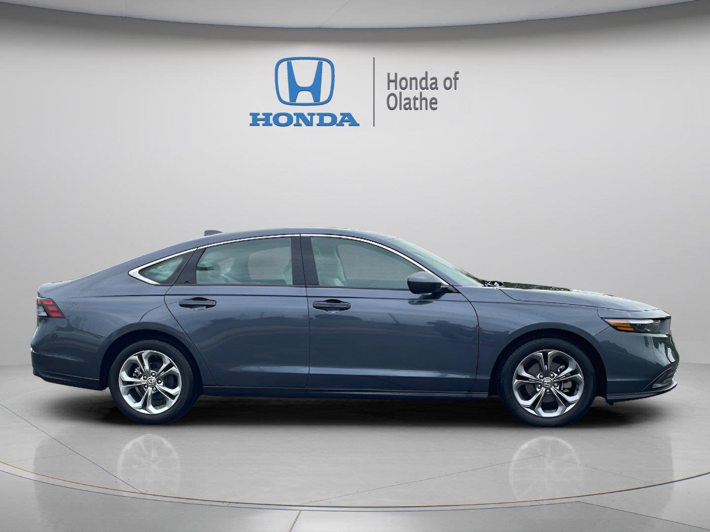 Certified 2024 Honda Accord EX with VIN 1HGCY1F39RA018860 for sale in Kansas City