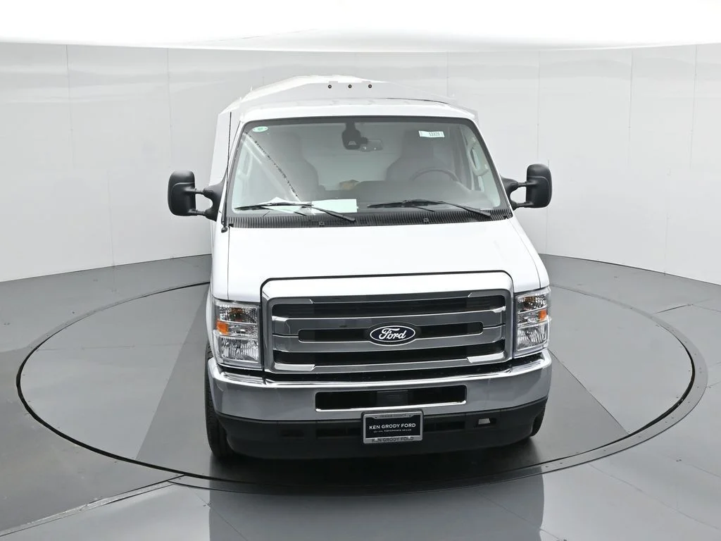 New 2026 White Ford Base image 72