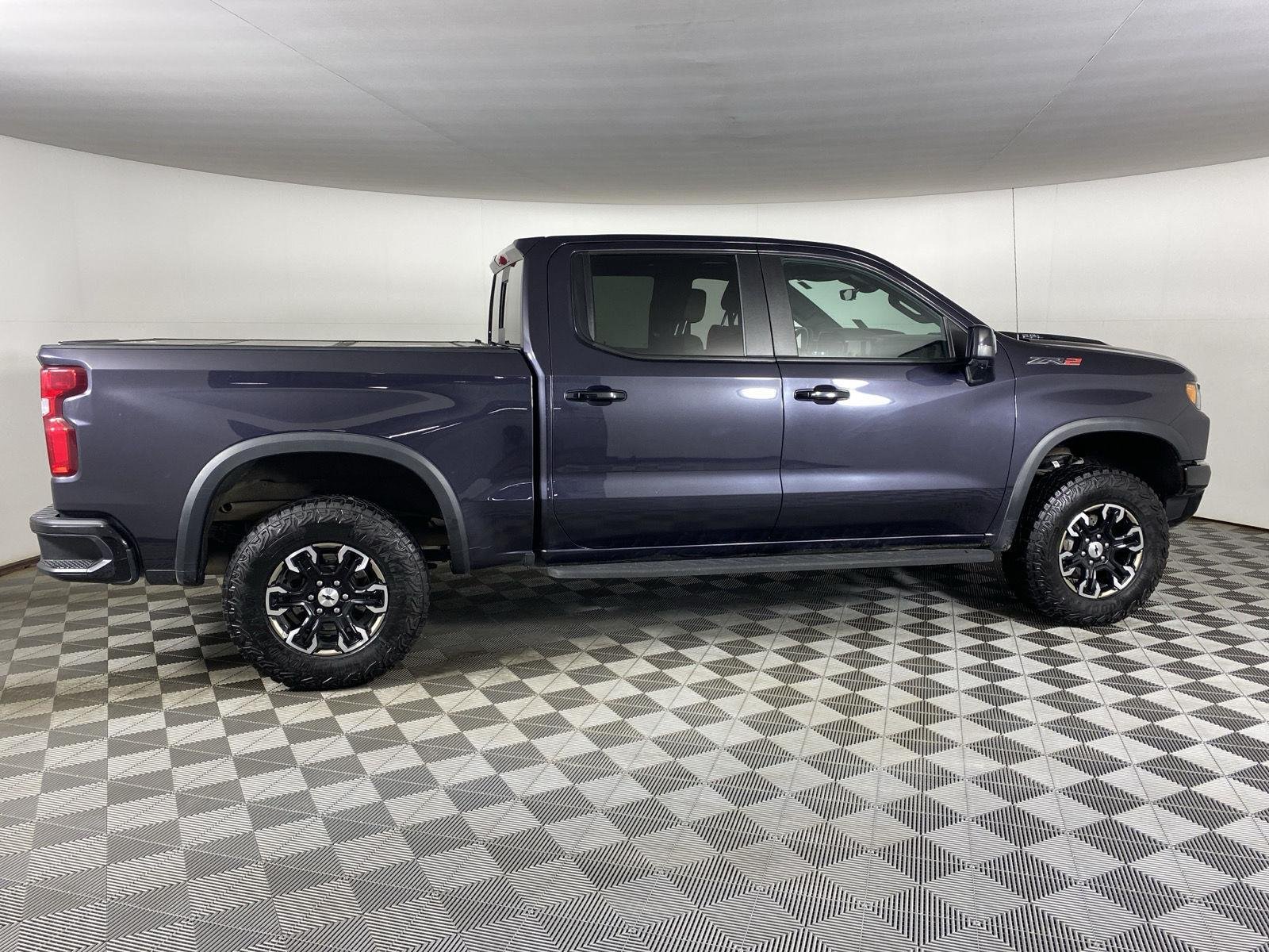Used 2023 Dark Ash Metallic Chevrolet ZR2 image 18