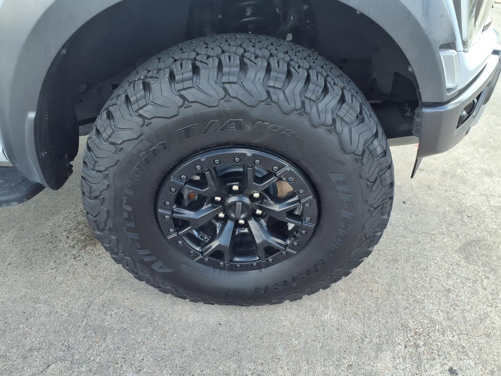 2023 Ford F-150 Raptor - Photo 7