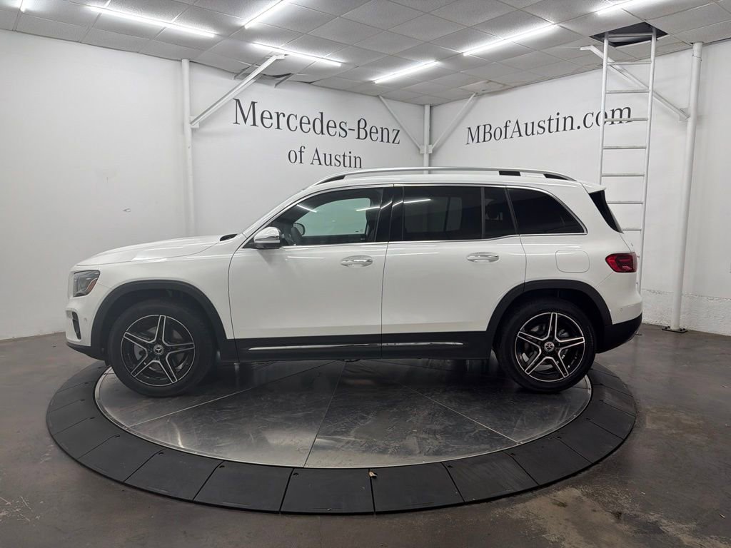 New 2026 Polar White Mercedes-Benz GLB 250 image 36