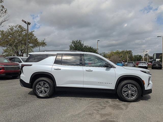 New 2026 Polar White Tricoat Chevrolet LT image 2