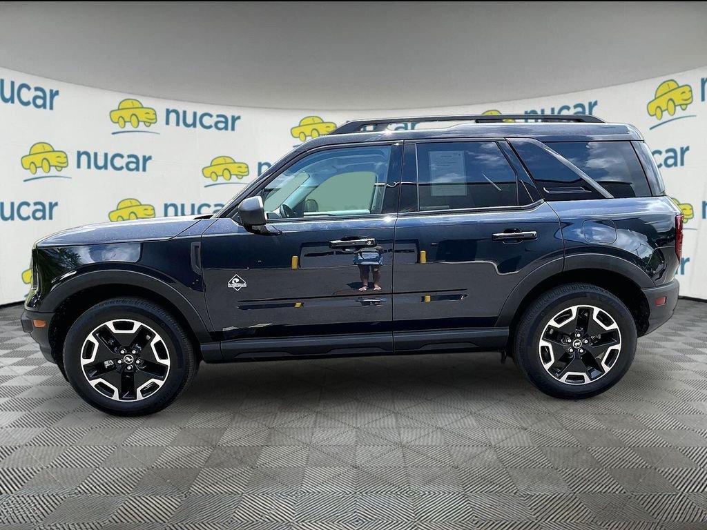 Used 2023 Blue Ford Outer Banks image 4