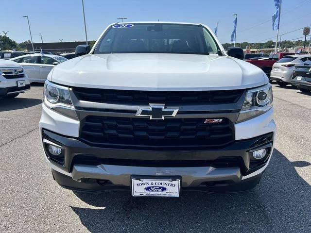 Used 2021 Summit White Chevrolet Z71 image 8