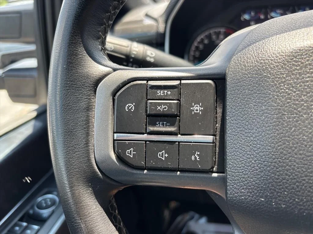 Used 2023 Gray Ford XLT image 30