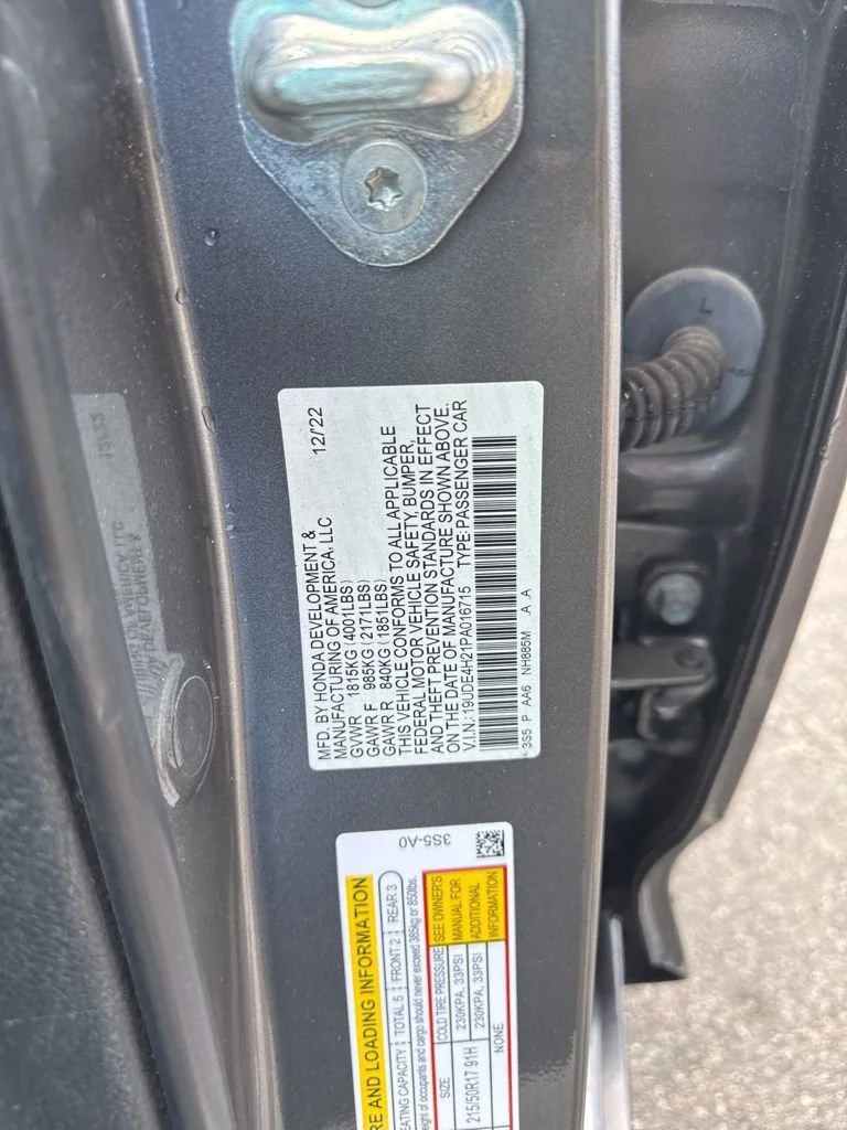 Used 2023 Gray Acura  image 31