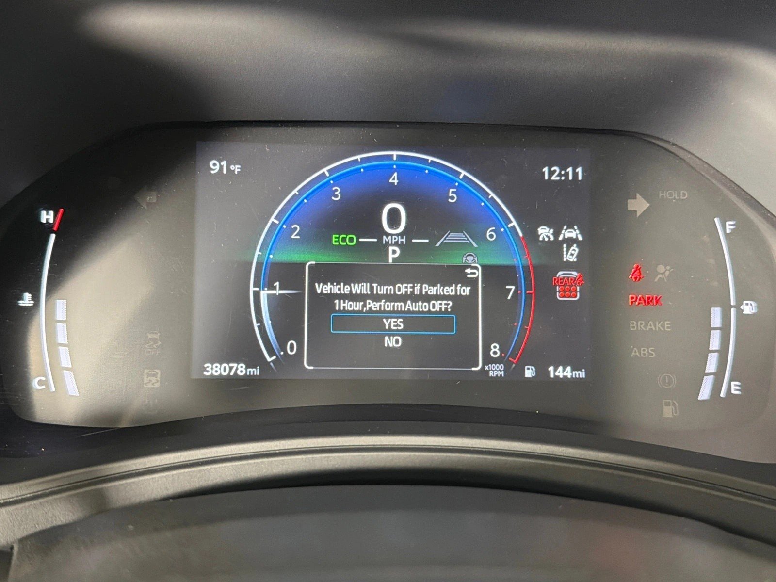 Used 2024 Wind Chill Pearl Toyota XLE image 28