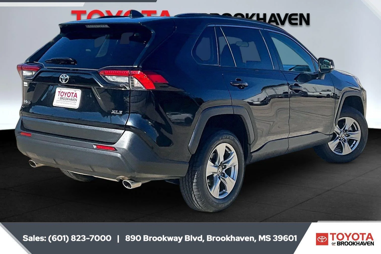 Used 2024 Midnight Black Metallic Toyota XLE image 11
