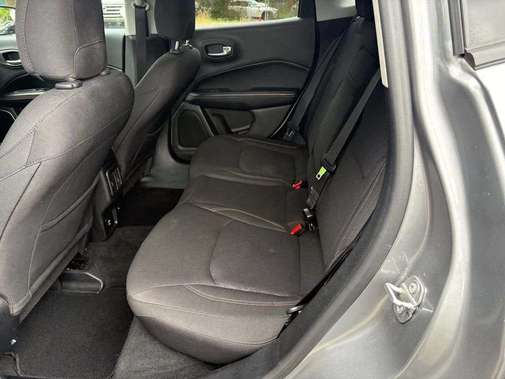 Used 2017 Billet Silver Metallic Jeep Sport image 13